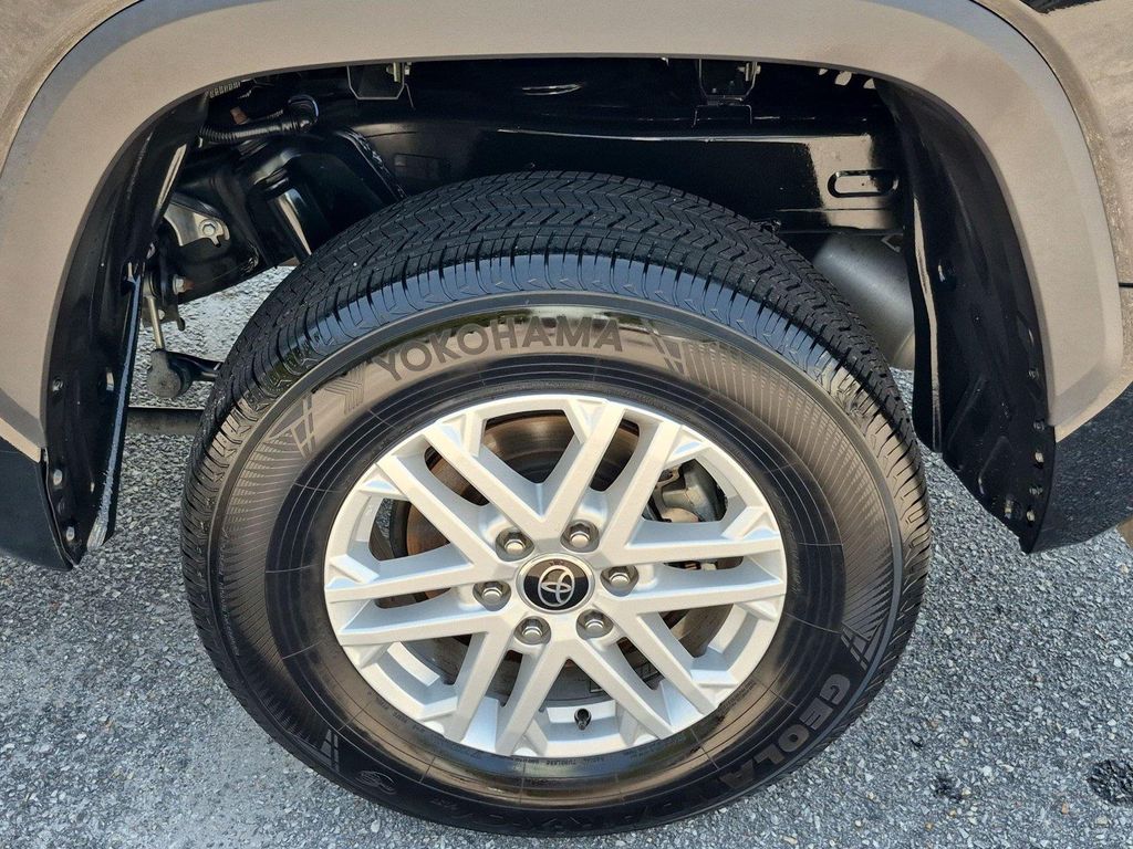 صورة مصغرة 11 لـ 2023 Toyota TUNDRA SR5