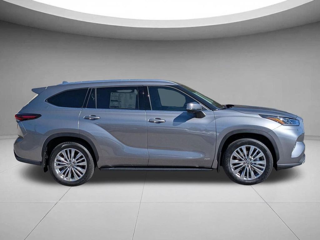 TOYOTA HIGHLANDER - 4