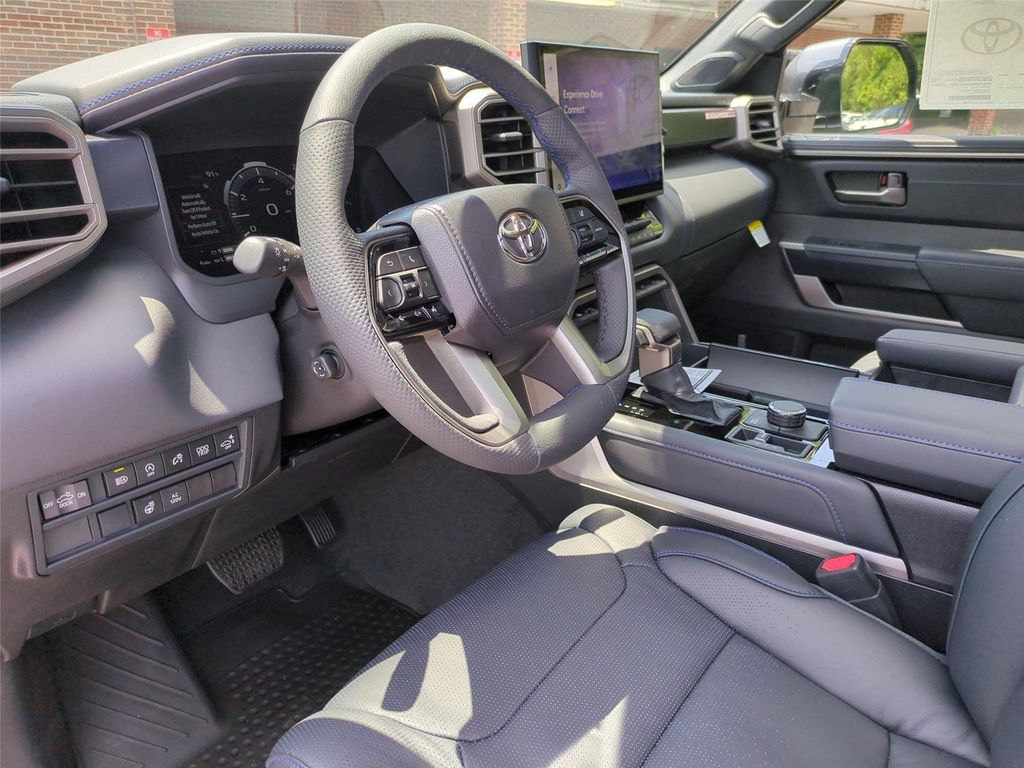 صورة مصغرة 18 لـ 2026 Toyota TUNDRA PLATINUM