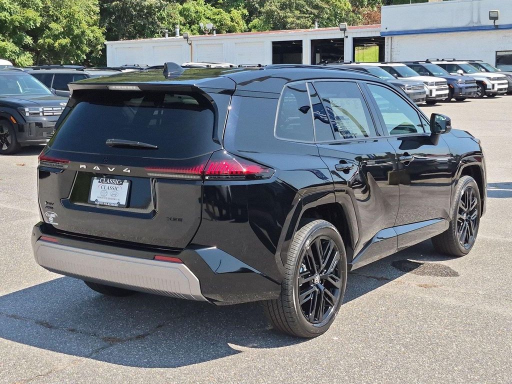 2026 Toyota RAV4 SE — миниатюра 5