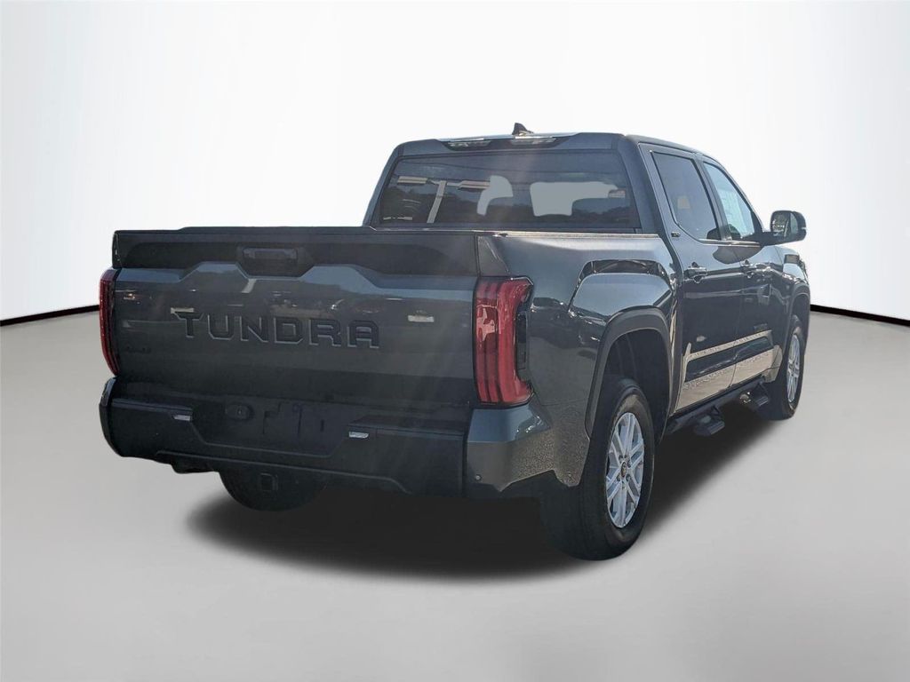 TOYOTA TUNDRA - 5