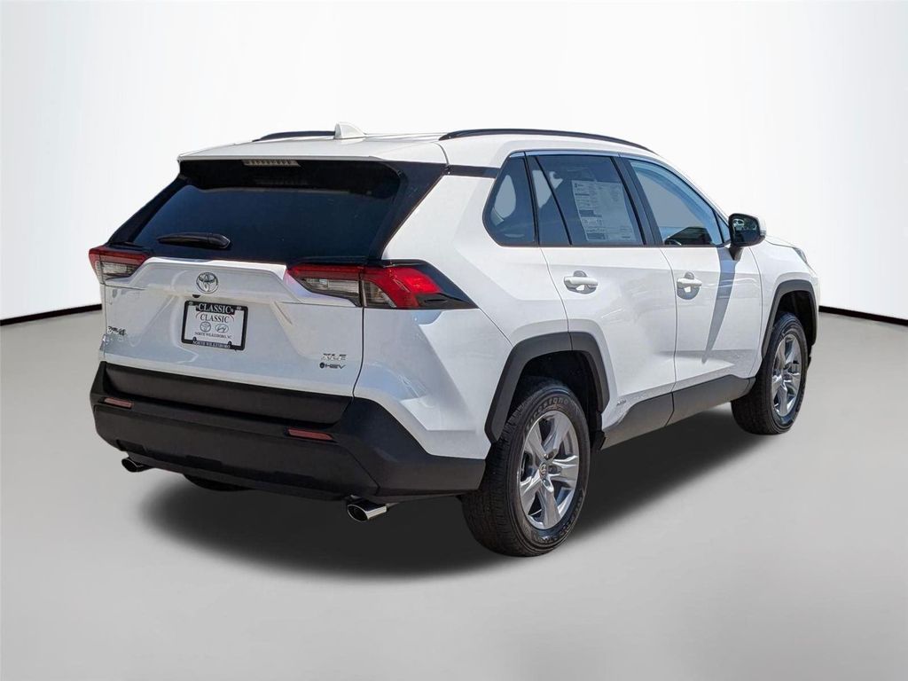 TOYOTA RAV4 - 5
