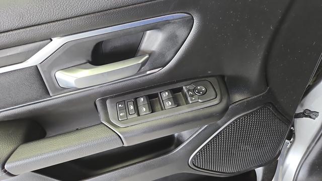 2025 RAM 1500 BIG HORN/LONE STAR — миниатюра 21