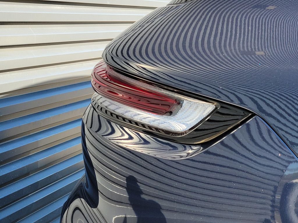 2026 Porsche CAYENNE — миниатюра 16