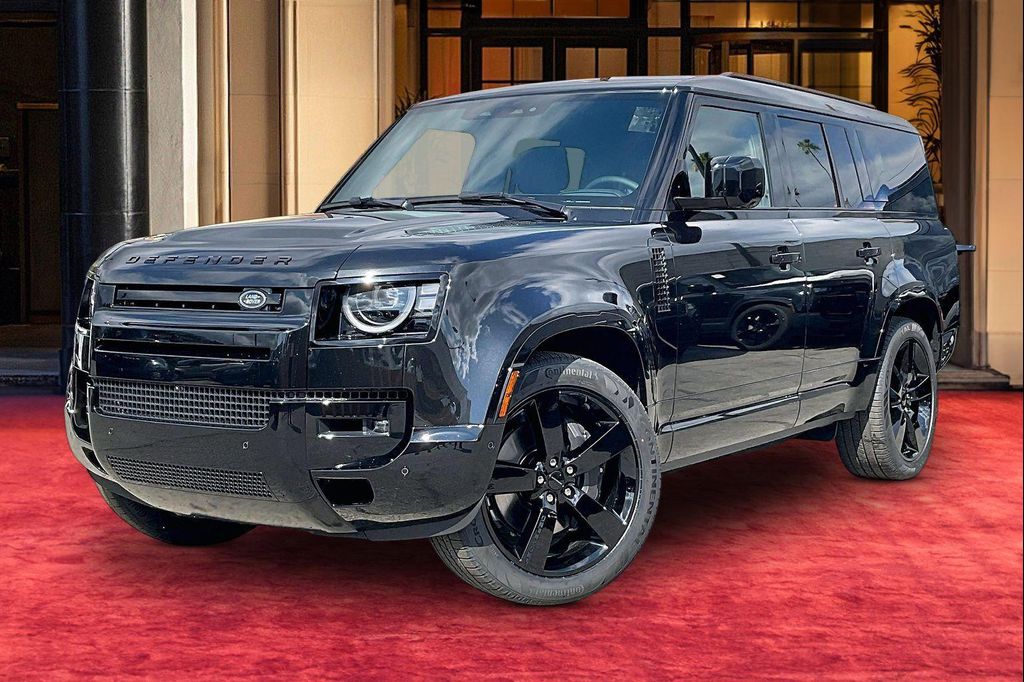 New 2026 Land Rover Defender P400 X-Dynamic SE