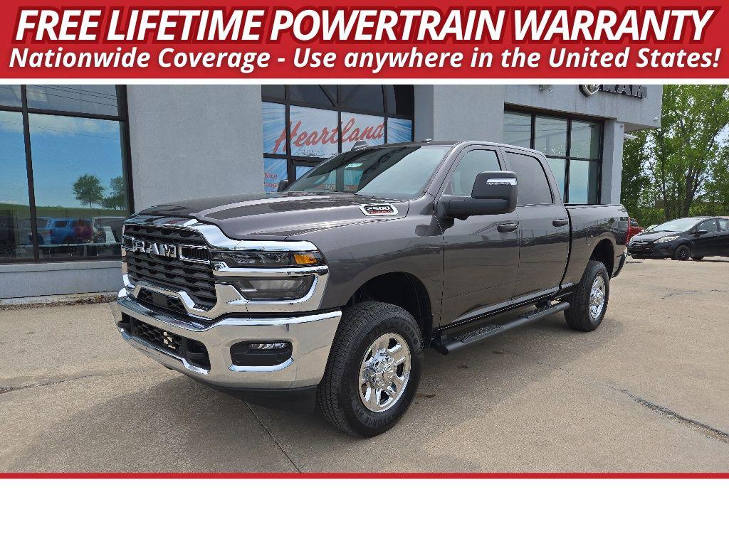 New 2026 RAM 2500 Tradesman Crew Cab 4x4 6'4' Box