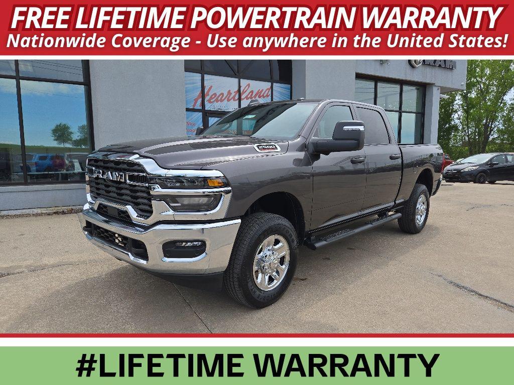 New 2026 RAM 2500 Tradesman Crew Cab 4x4 6'4' Box