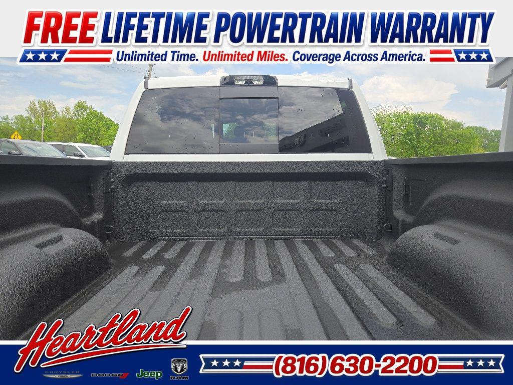 2026 RAM 2500 TRADESMAN CREW CAB 4X4 6'4' BOX — миниатюра 27