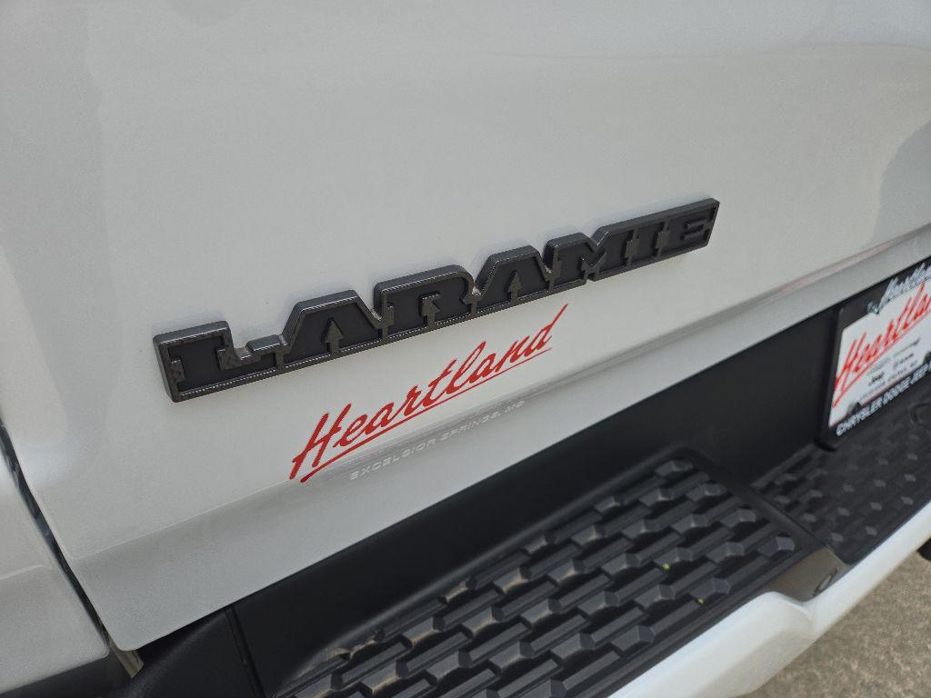 2026 RAM 1500 LARAMIE — миниатюра 24