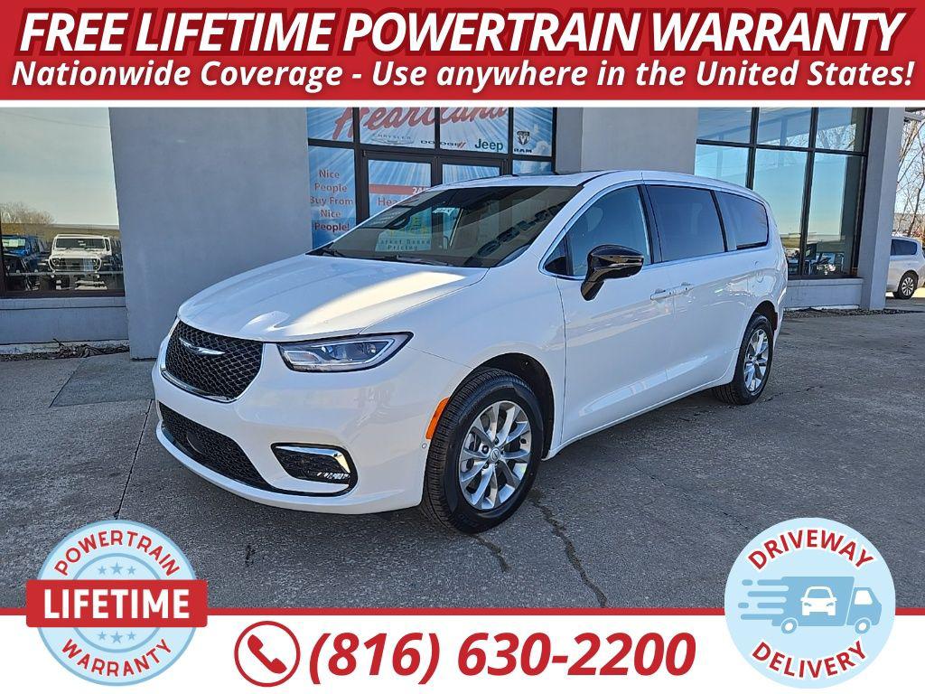 New 2026 Chrysler Pacifica Limited