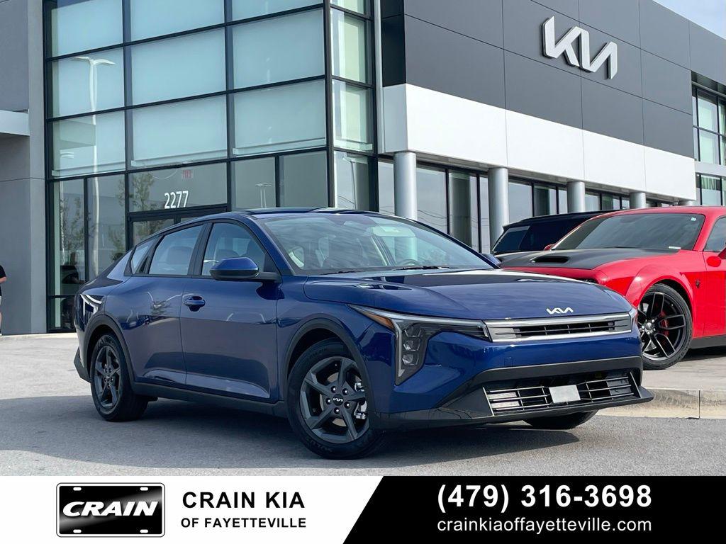 New 2026 Kia K4 LXS