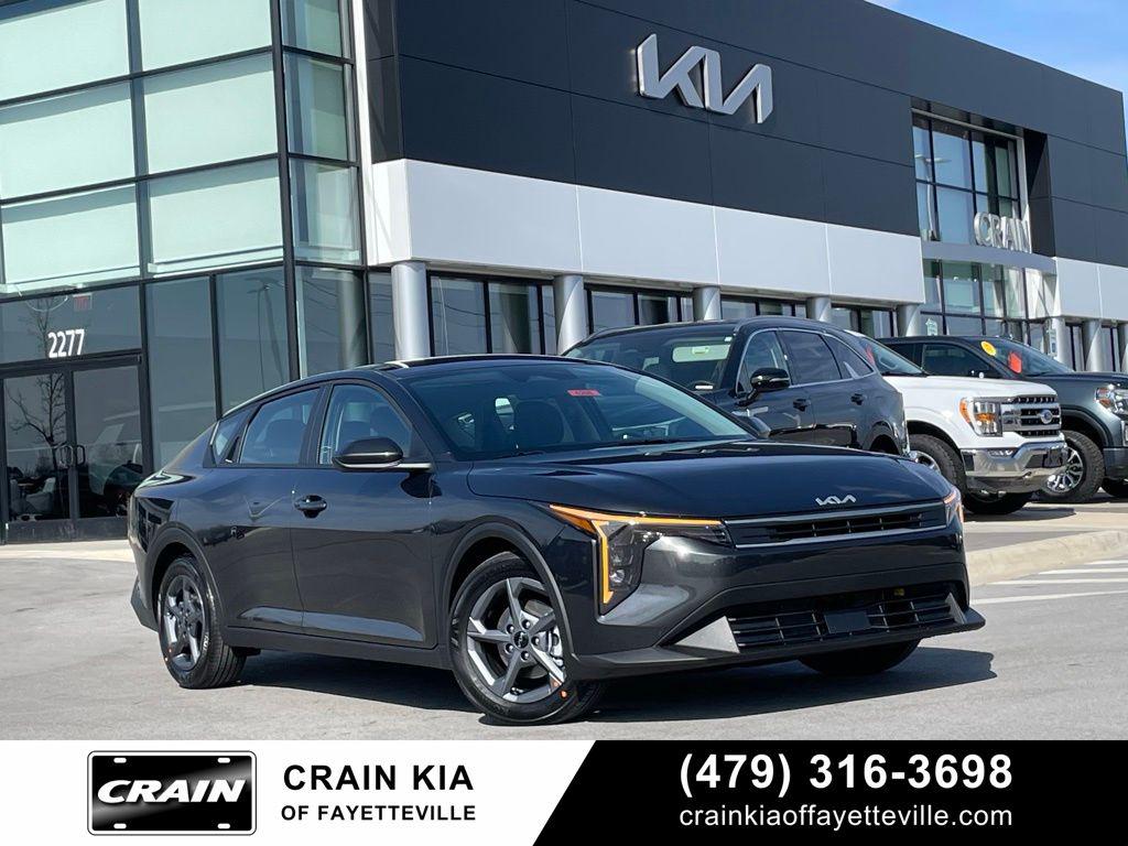 New 2026 Kia K4 LXS