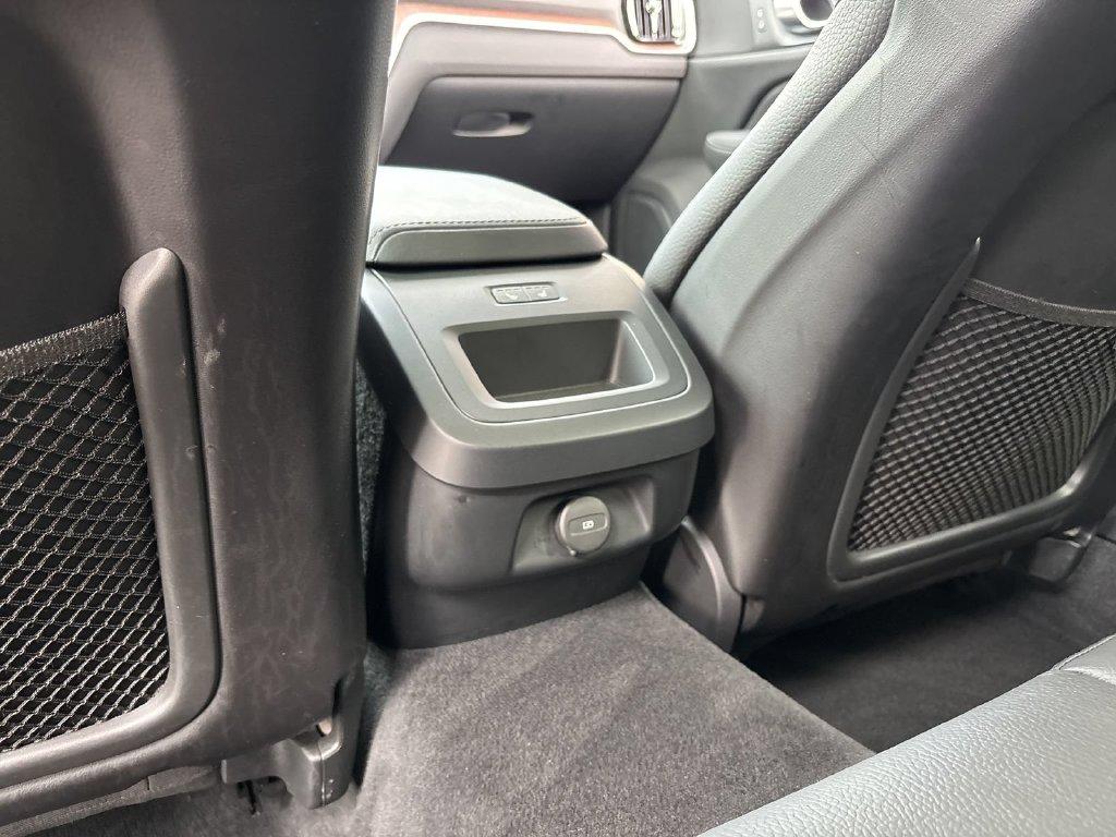 2025 Volvo V60 CROSS COUNTRY B5 PLUS — миниатюра 20