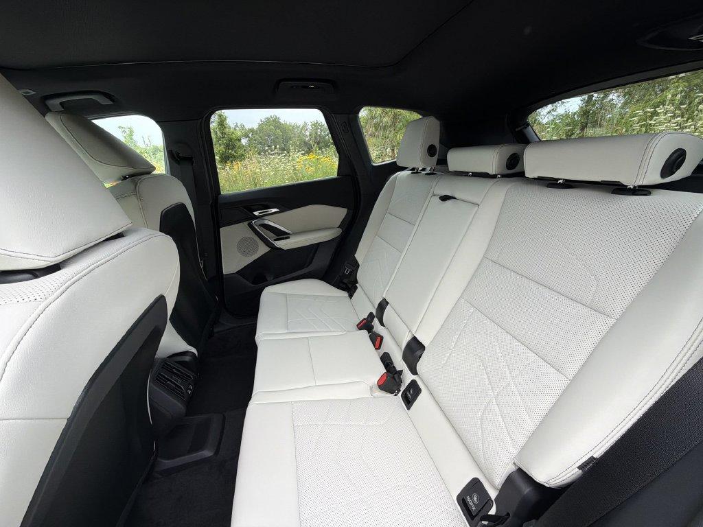 صورة مصغرة 25 لـ 2026 BMW X1 XDRIVE28I