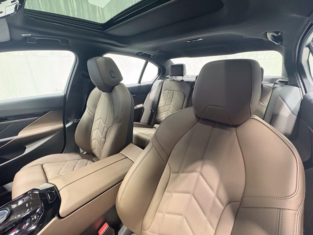 صورة مصغرة 16 لـ 2026 BMW 530 I XDRIVE