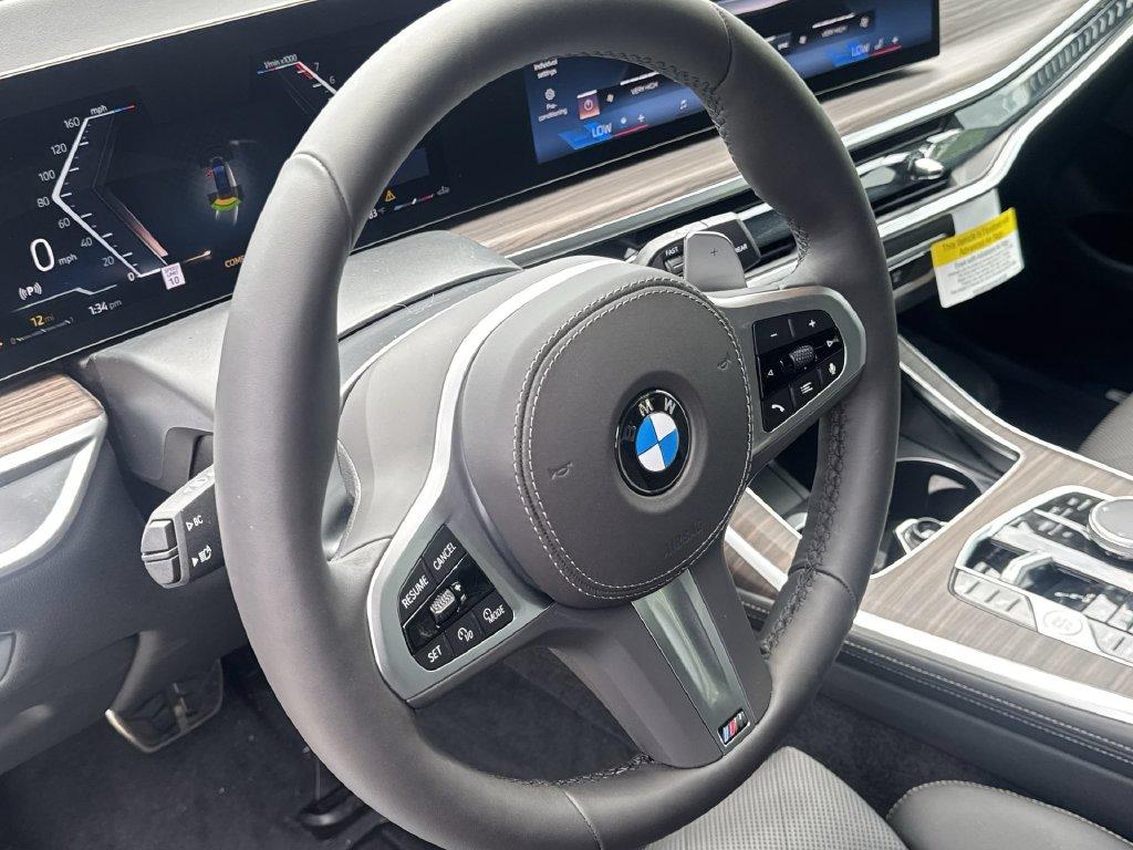 صورة مصغرة 11 لـ 2027 BMW X7 XDRIVE40I