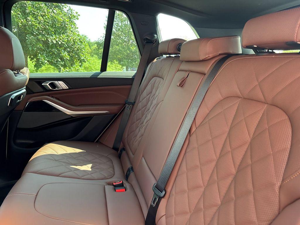 صورة مصغرة 14 لـ 2026 BMW X5 XDRIVE40I