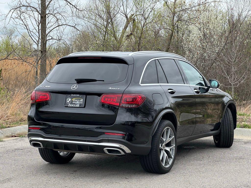 MERCEDES-BENZ GLC - 6