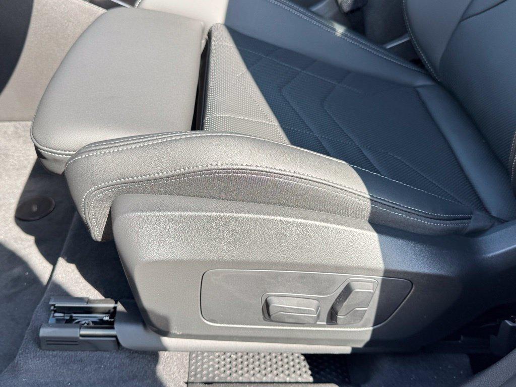 صورة مصغرة 16 لـ 2026 BMW X1 XDRIVE28I