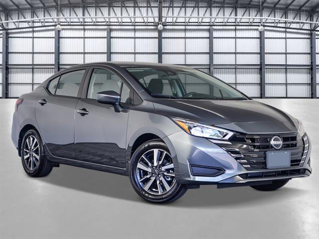 New 2025 Nissan Versa 1.6 SV
