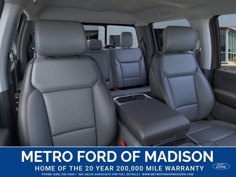 صورة 10 لـ 2026 FORD F-150 LARIAT