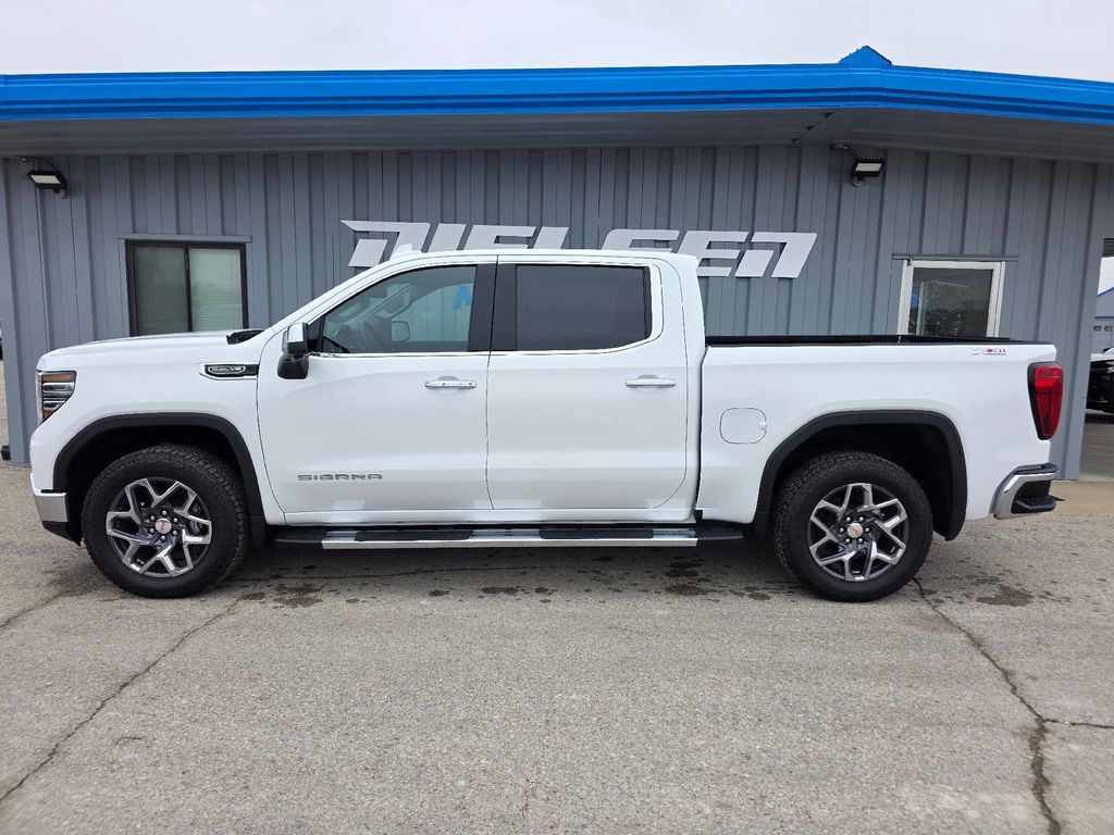 New 2026 GMC Sierra 1500 SLT