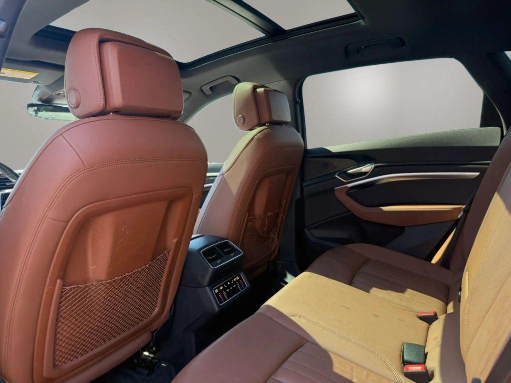 2024 AUDI Q8 E-TRON PREMIUM — фото 13