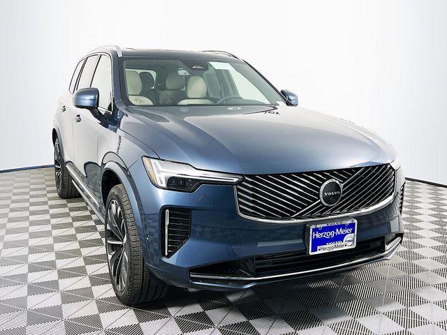 New 2026 Volvo XC90 Plug-In Hybrid T8 Plus 7-Seater