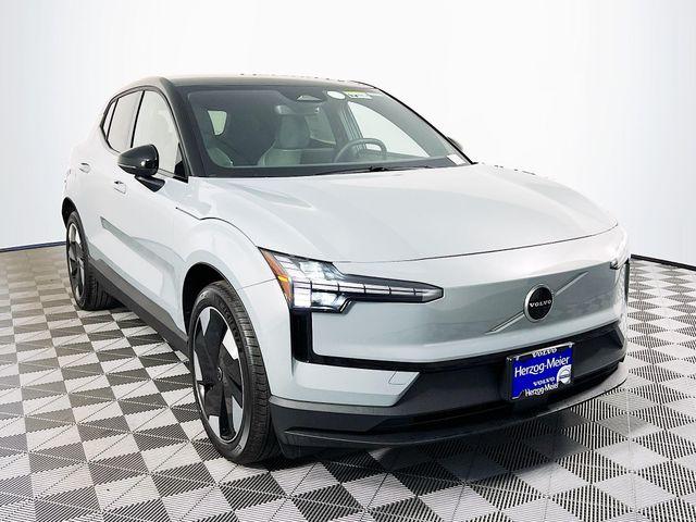 New 2026 Volvo EX30 Twin Motor Plus