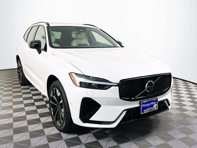 New 2026 Volvo XC60 Plug-In Hybrid T8 Plus