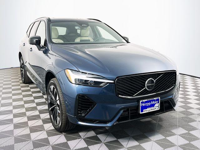 New 2026 Volvo XC60 Plug-In Hybrid T8 Plus