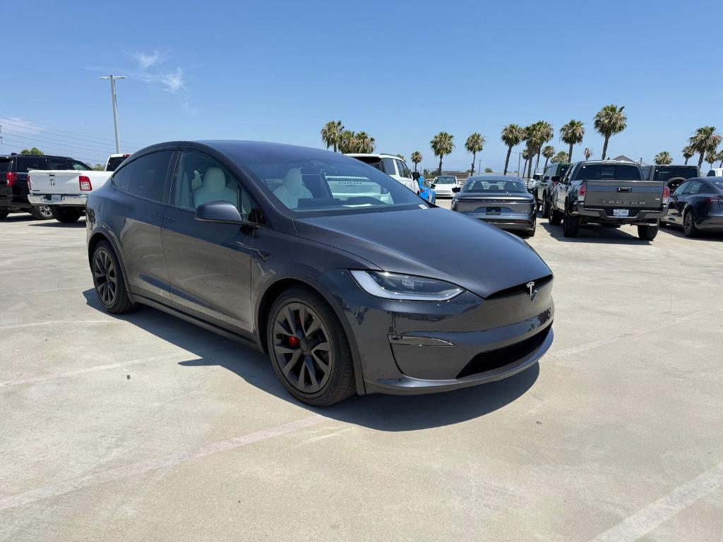 TESLA MODEL X PLAID - 4