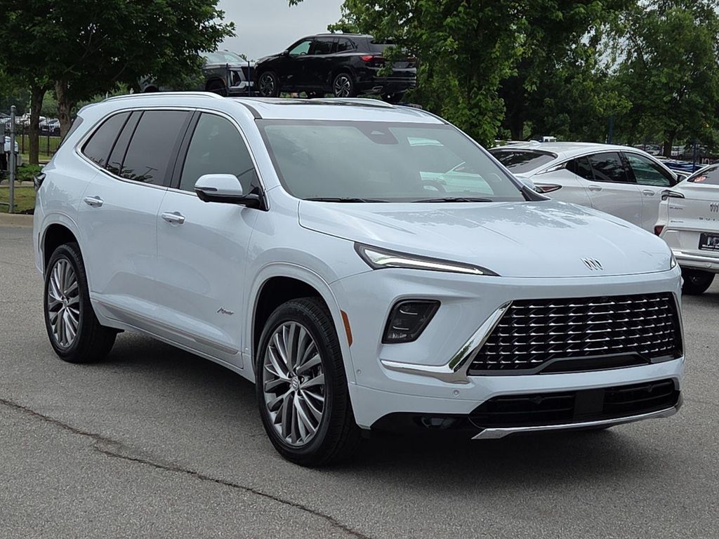 New 2026 Buick Enclave Avenir FWD