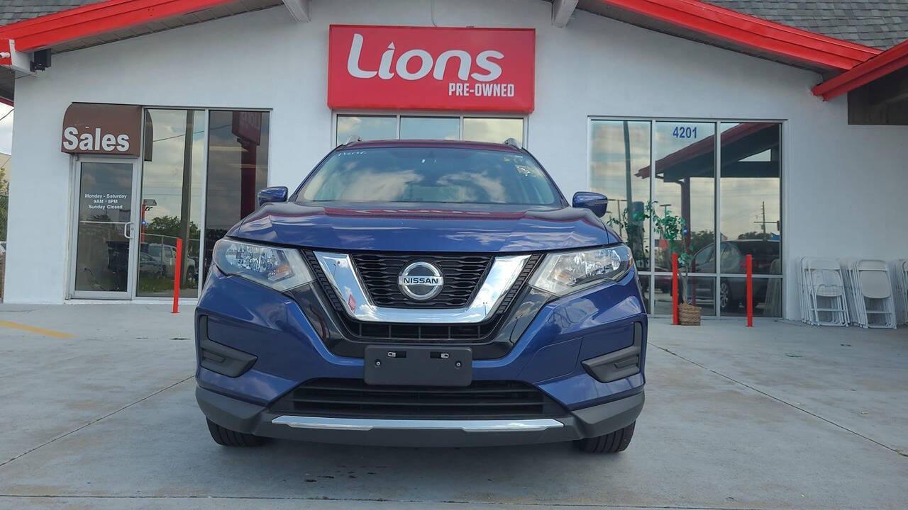Used 2018 Nissan Rogue SV