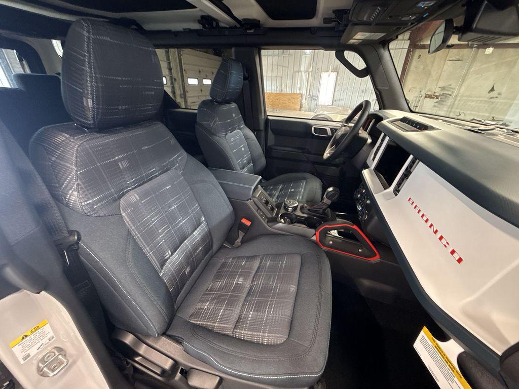 صورة مصغرة 26 لـ 2026 FORD BRONCO HERITAGE EDITION