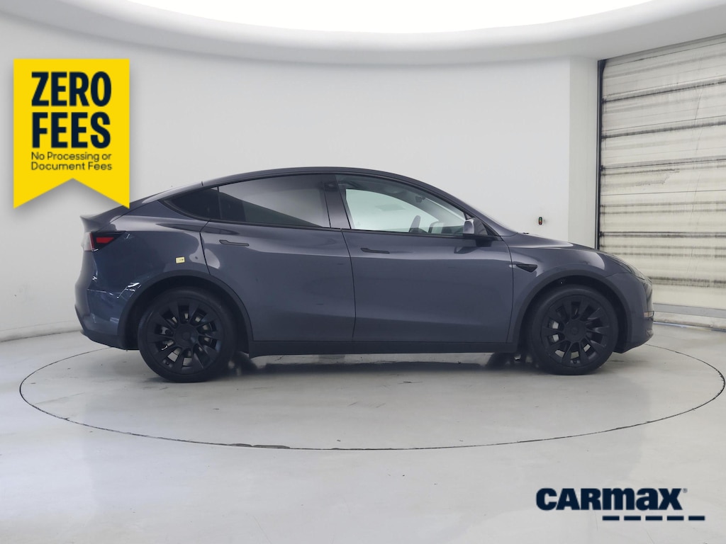 TESLA MODEL Y LONG RANGE - 9