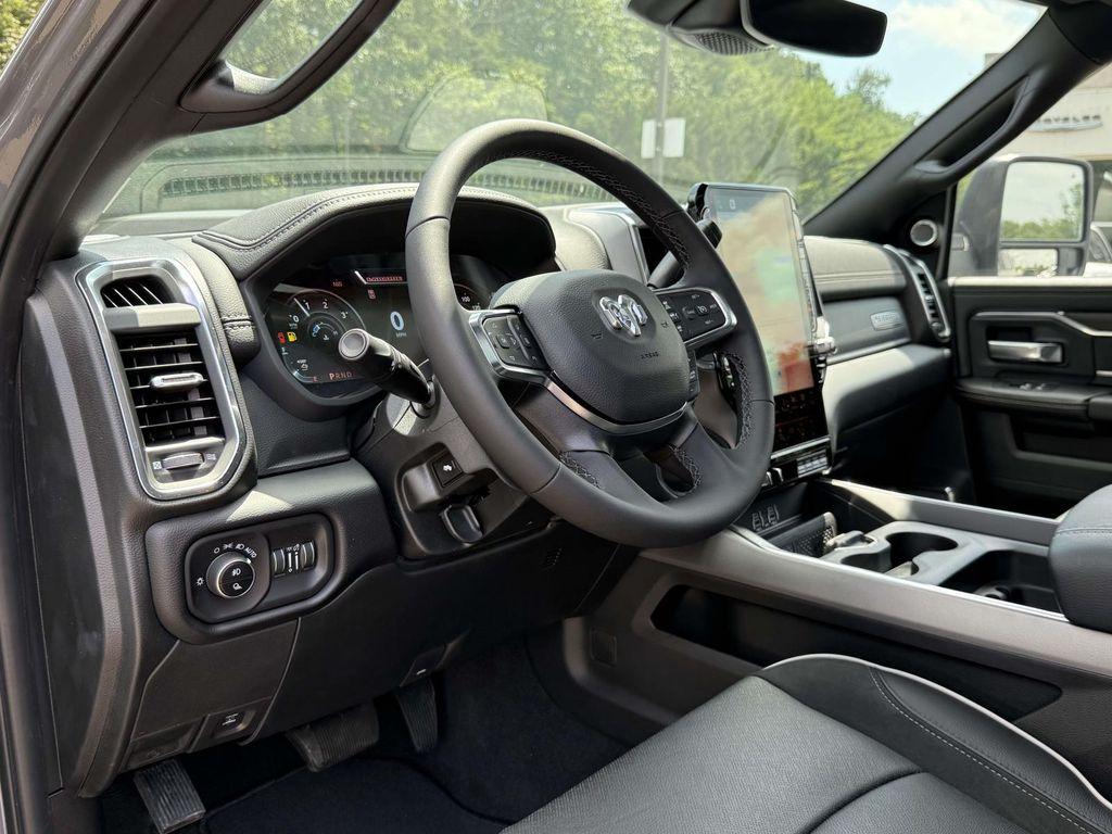 صورة مصغرة 28 لـ 2026 RAM 2500 LARAMIE