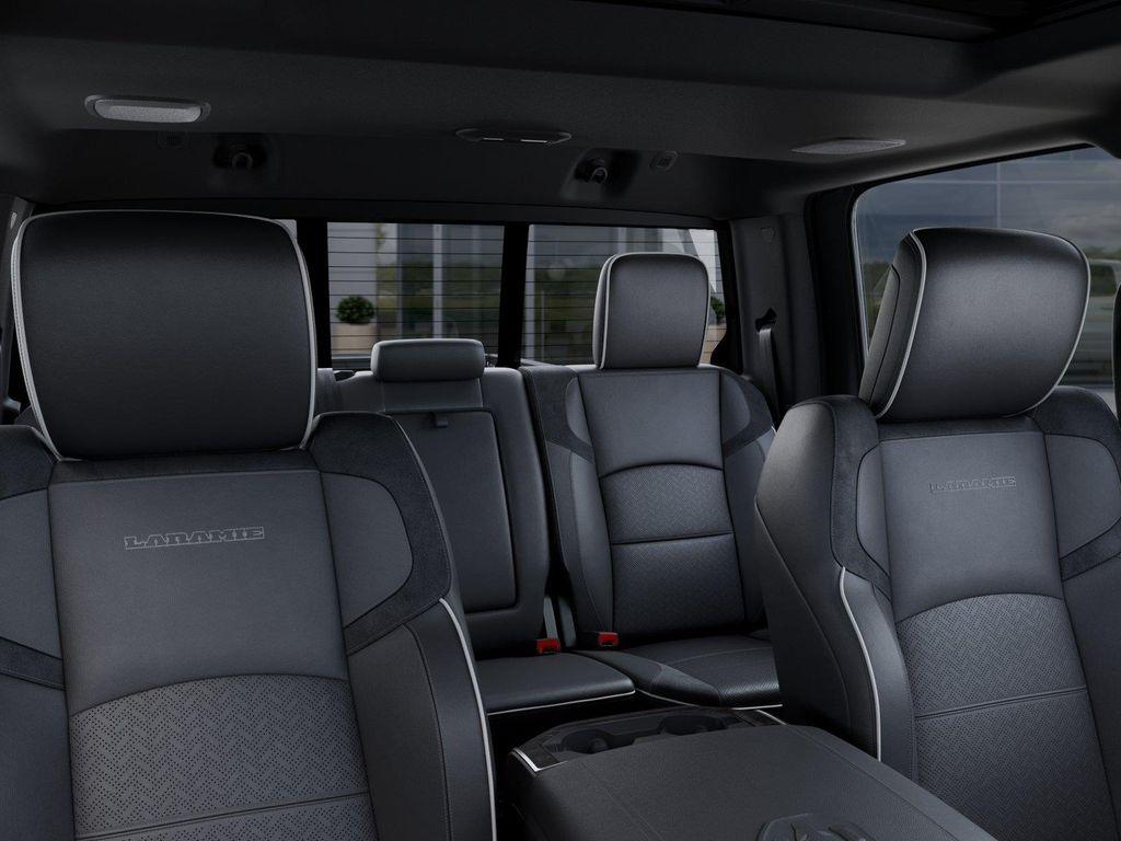 صورة مصغرة 26 لـ 2026 RAM 2500 LARAMIE