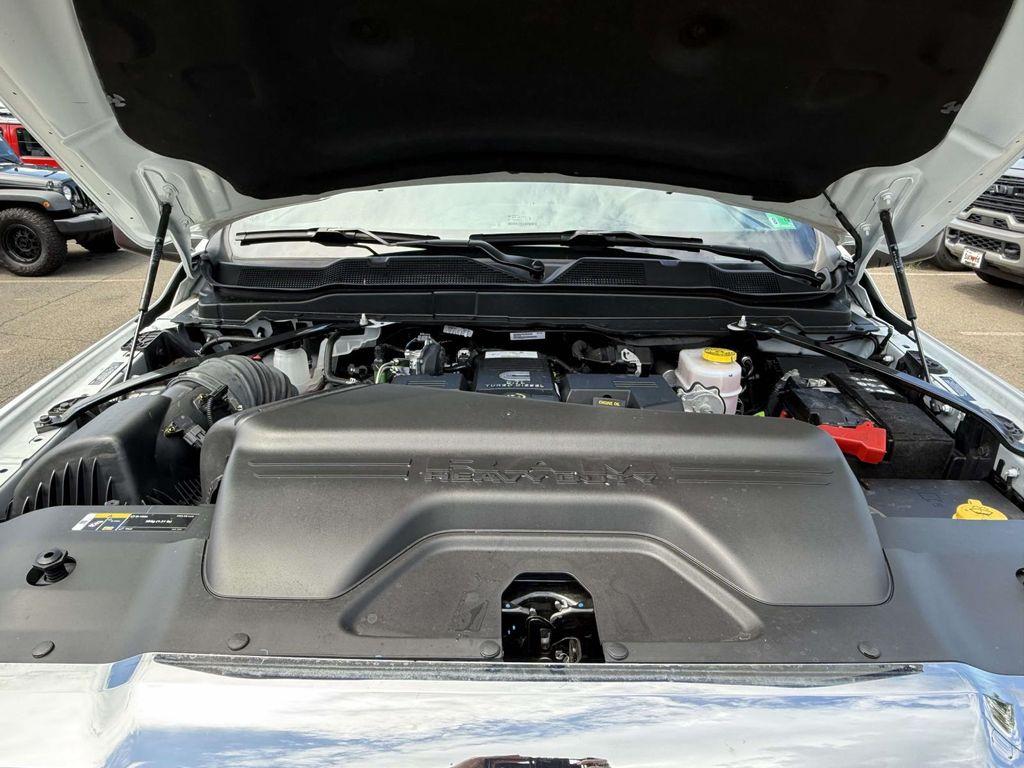 2024 RAM 2500 TRADESMAN — миниатюра 12