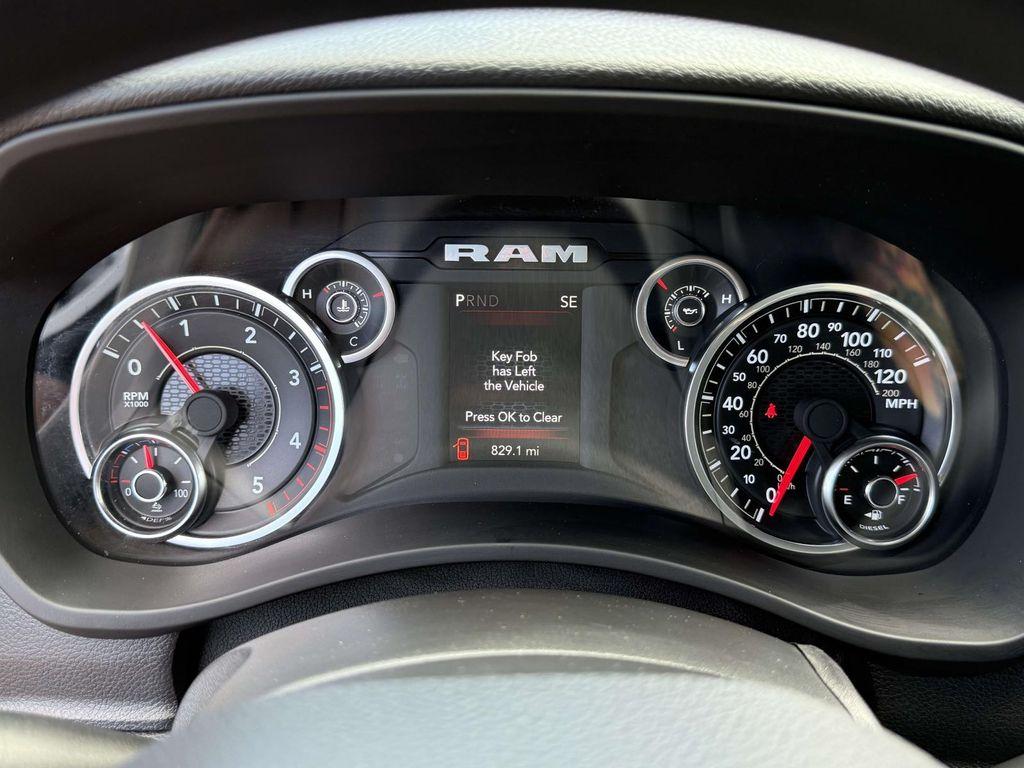 2024 RAM 2500 TRADESMAN — миниатюра 28