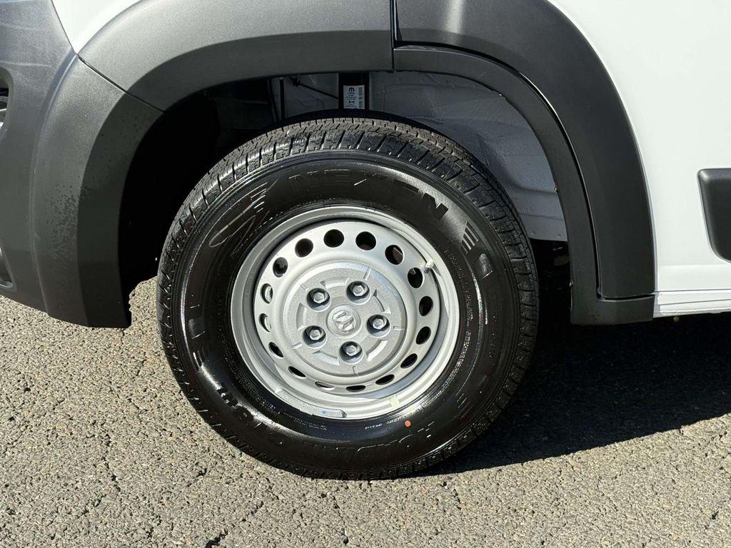 صورة 9 لـ 2026 RAM PROMASTER 2500 HIGH ROOF