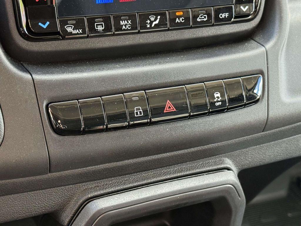 صورة مصغرة 13 لـ 2026 RAM PROMASTER 2500 HIGH ROOF
