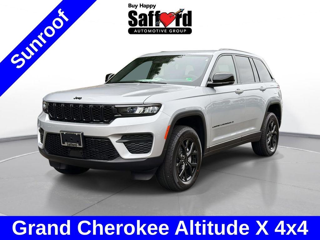New 2025 Jeep Grand Cherokee Laredo