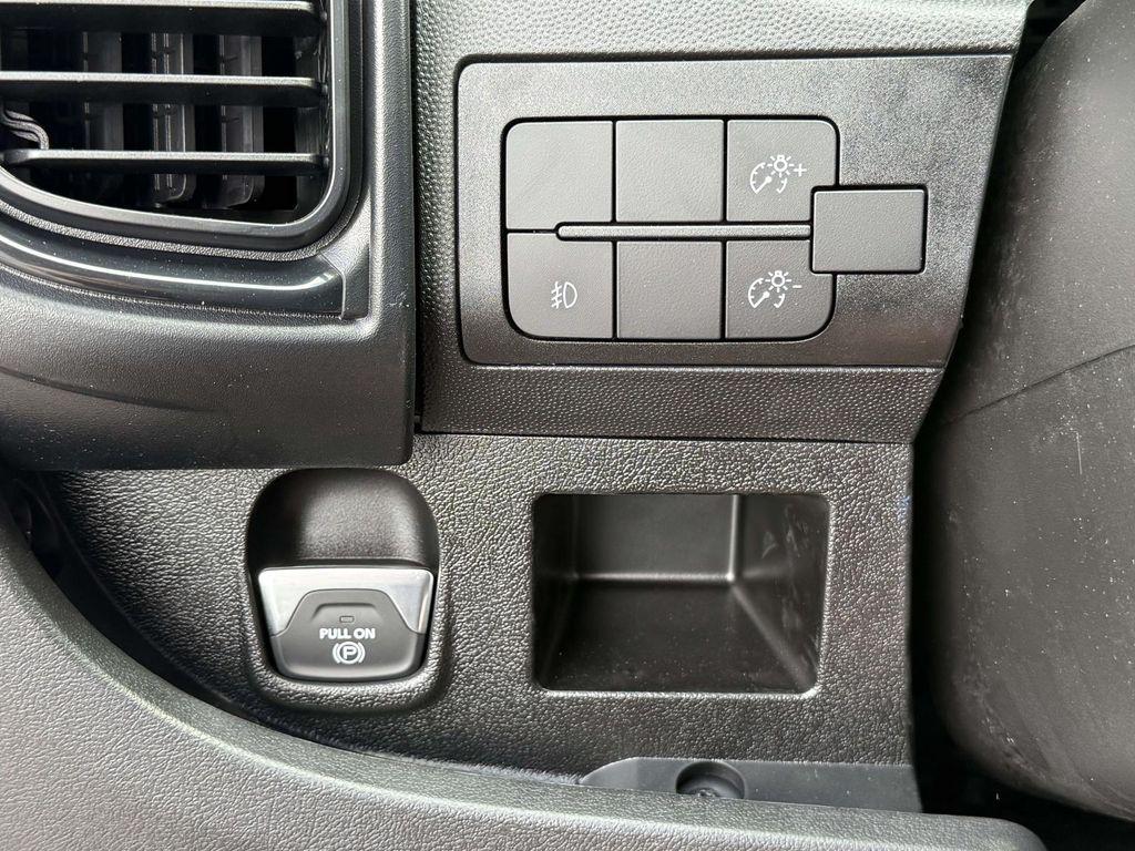 صورة مصغرة 27 لـ 2026 RAM PROMASTER 2500 HIGH ROOF