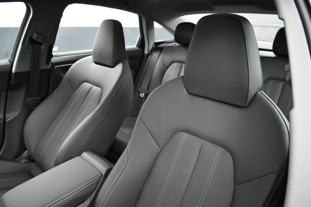صورة 8 لـ 2026 AUDI A6 PREMIUM PLUS QUATTRO S TRONIC