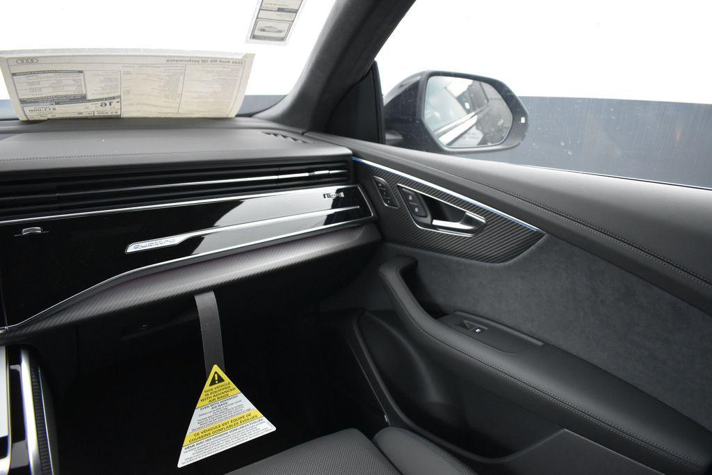 صورة مصغرة 13 لـ 2026 AUDI RS Q8 4.0T