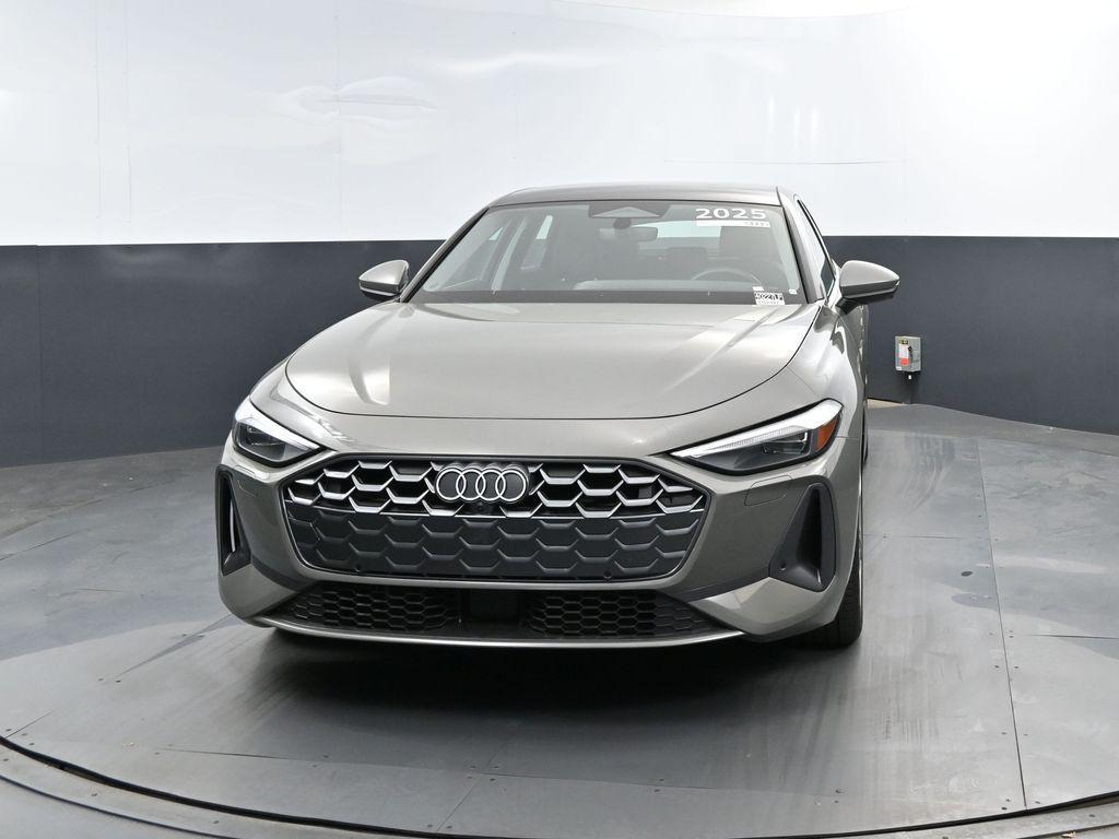 صورة 2 لـ 2025 AUDI A5 PREMIUM TFSI QUATTRO S TRONIC