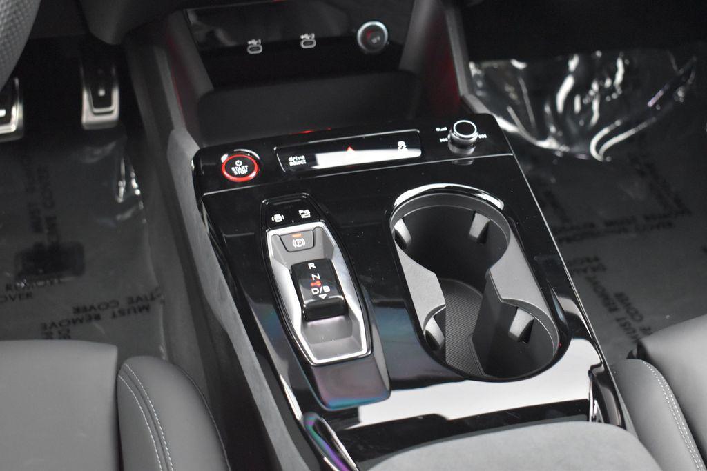 2027 AUDI S6 E-TRON PREMIUM PLUS QUATTRO — миниатюра 15
