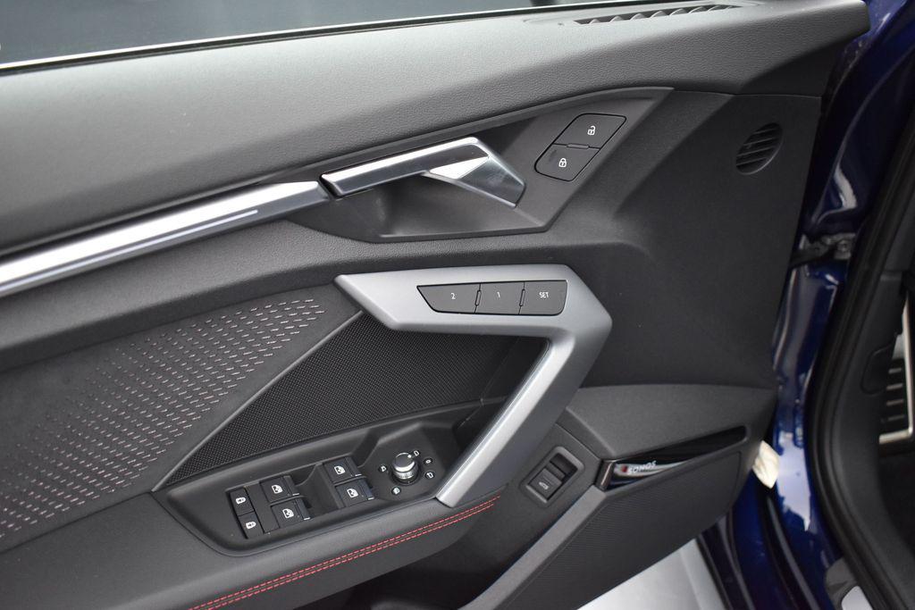 صورة 6 لـ 2026 AUDI S3 TFSI QUATTRO S TRONIC