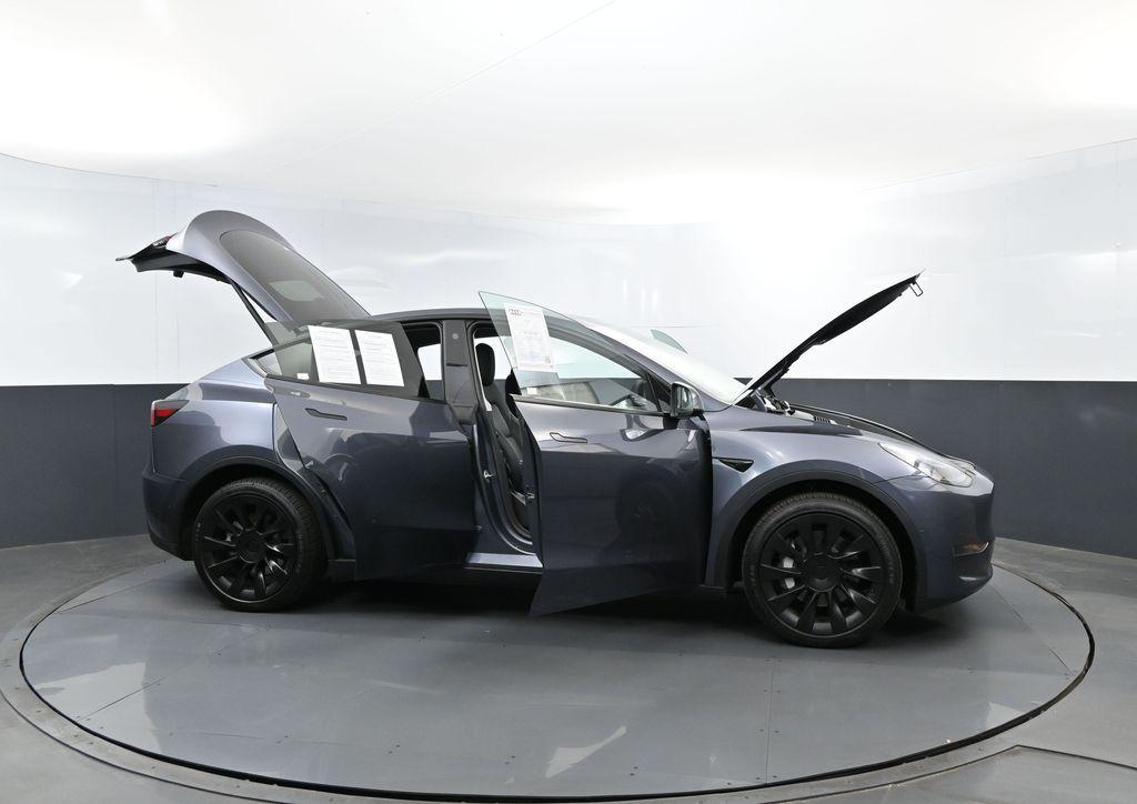 2023 Tesla MODEL Y LONG RANGE DUAL MOTOR ALL-WHEEL DRIVE 缩略图 29